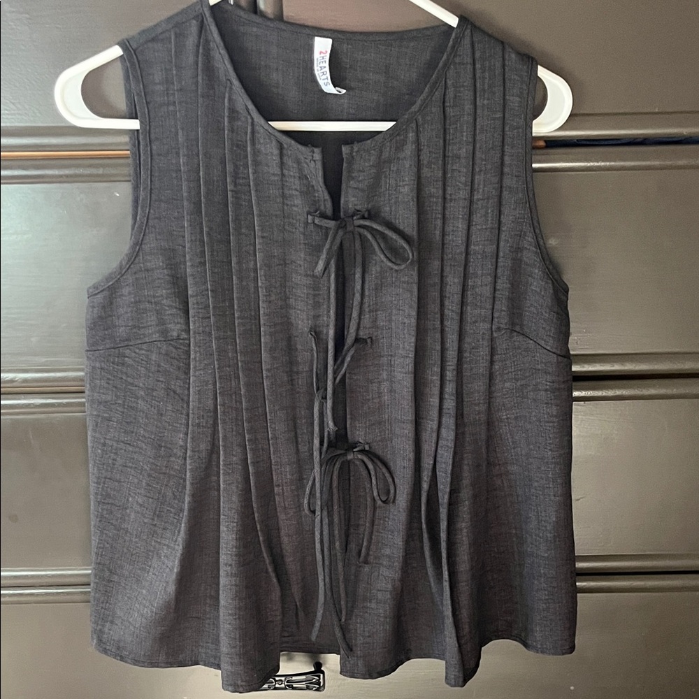 Sleeveless Tie-Front charcoal  Women’s Top